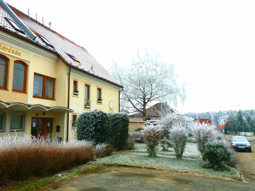 Apartmany Sedmikraska Tehovec Екстер'єр фото