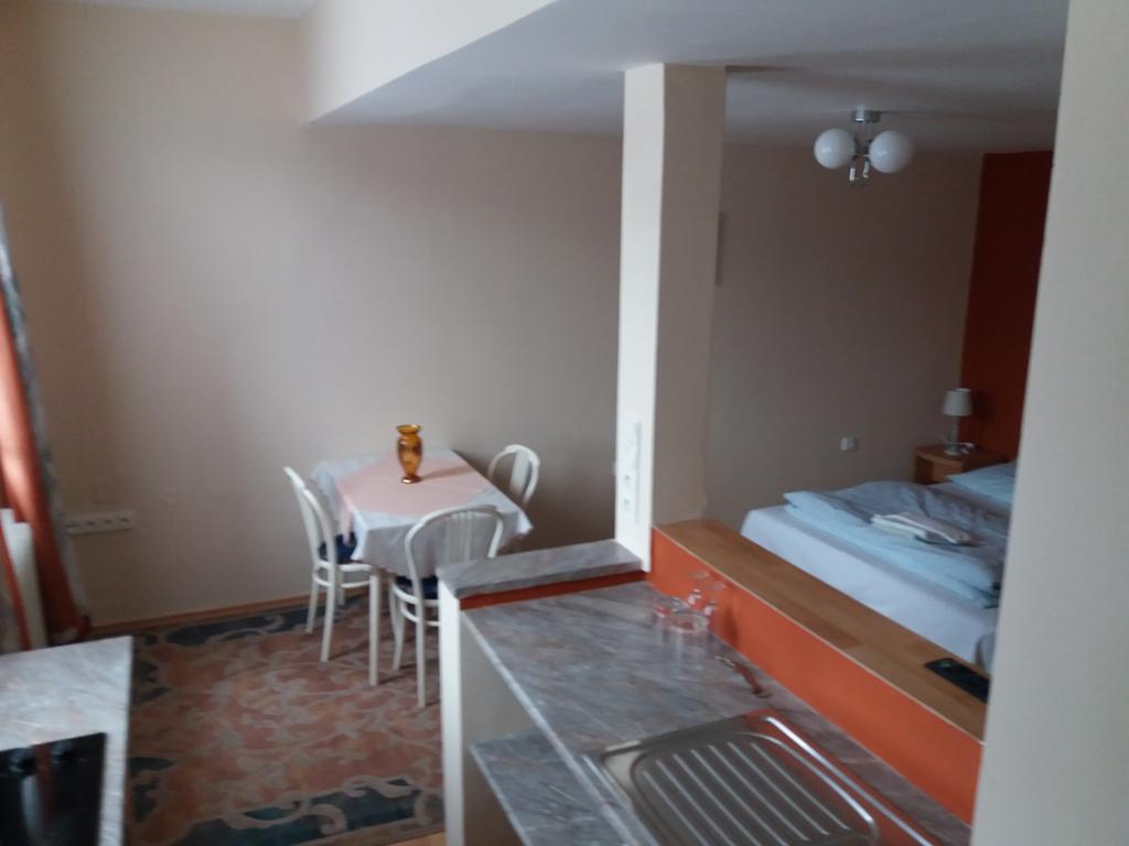 Apartmany Sedmikraska Tehovec Екстер'єр фото