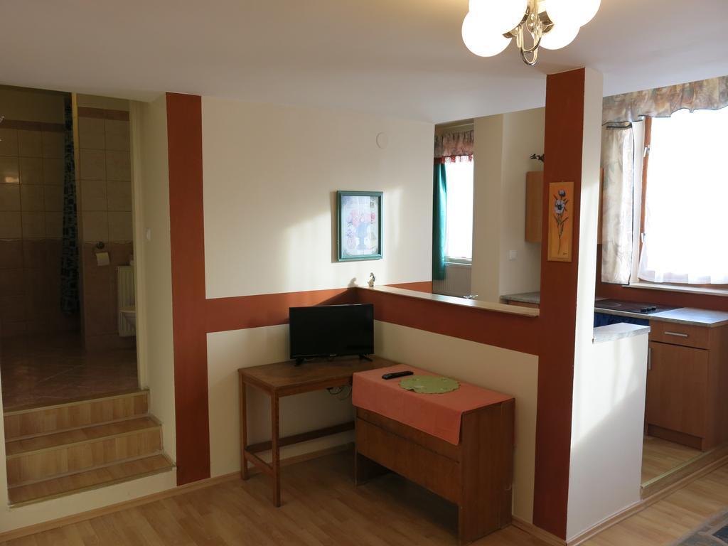 Apartmany Sedmikraska Tehovec Екстер'єр фото