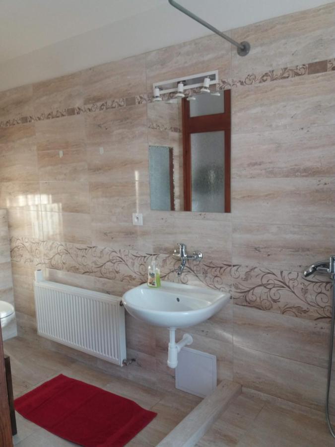 Apartmany Sedmikraska Tehovec Екстер'єр фото